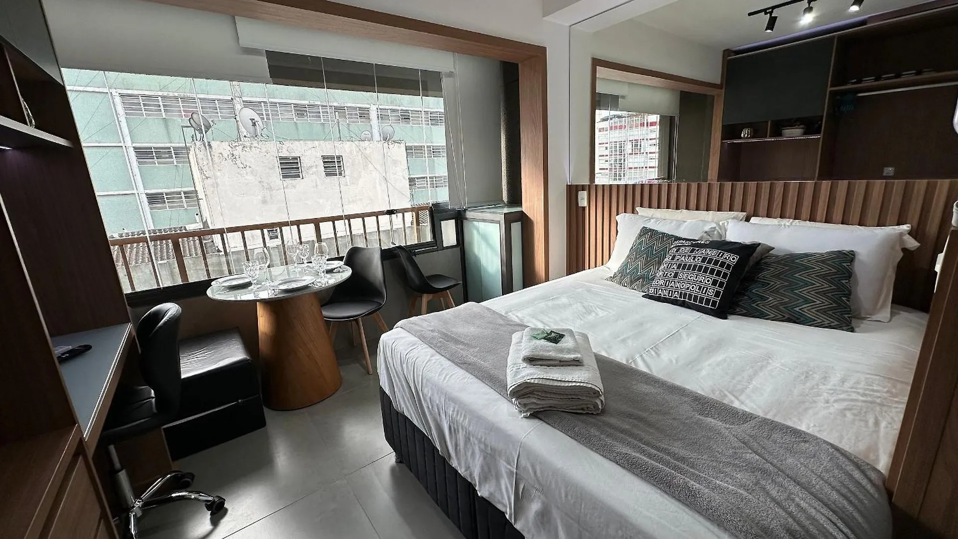 Ap Novo Luxo Na Melhor Localizacao De Sp 1702 Sao Paulo Brazil